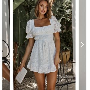 Lace Puff Sleeve White Dress Selfie Leslie